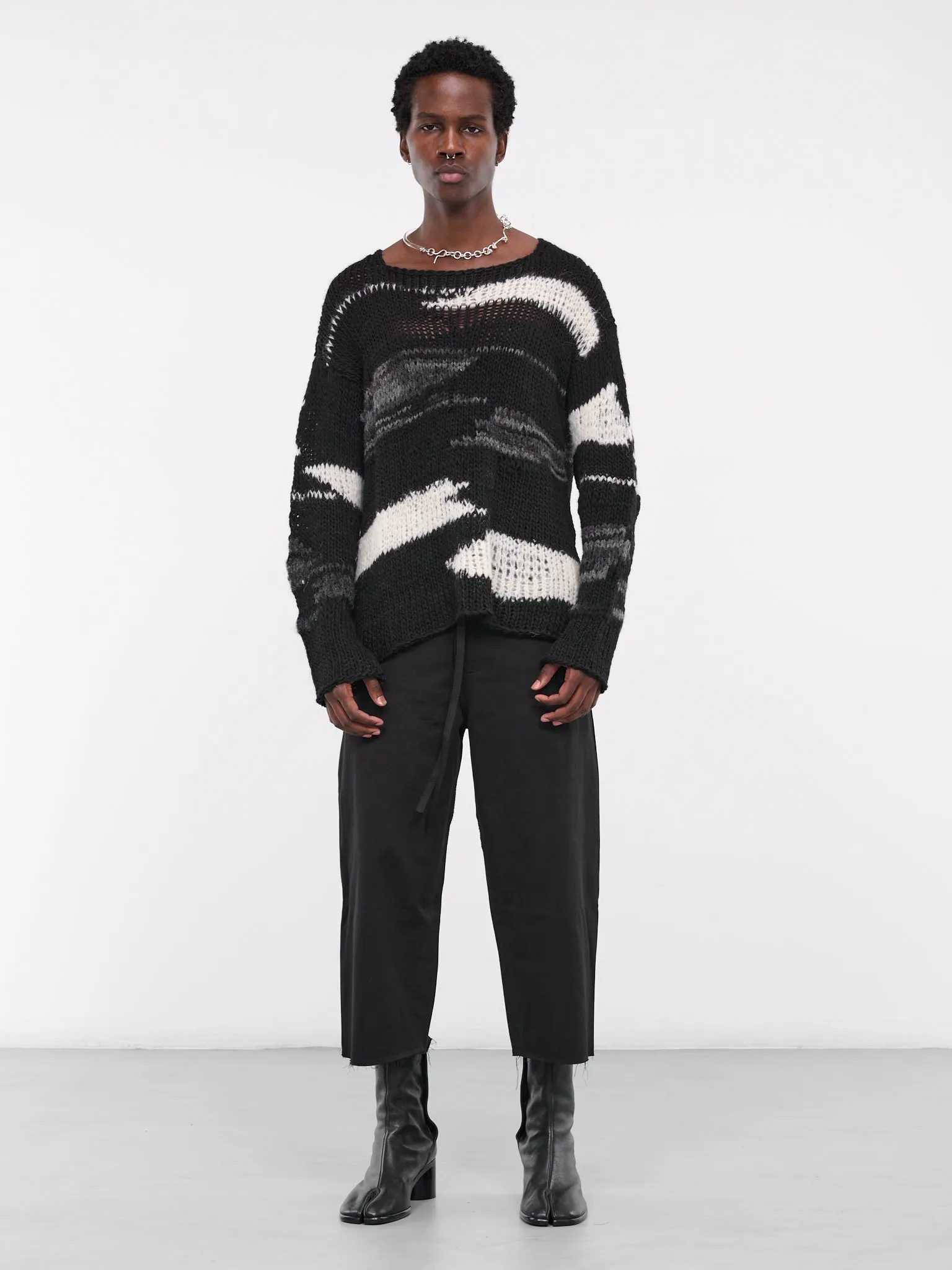 Recycled Knit Sweater (AIR02N101-BLACK-WHITE-STRIPE)